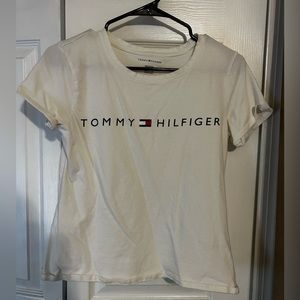 White Tommy Hilfiger tee